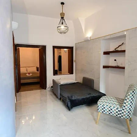 Apartment Grandma's Homes Imerovigli (Santorini)