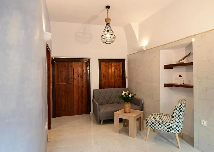 Grandma's Homes * Имеровигли