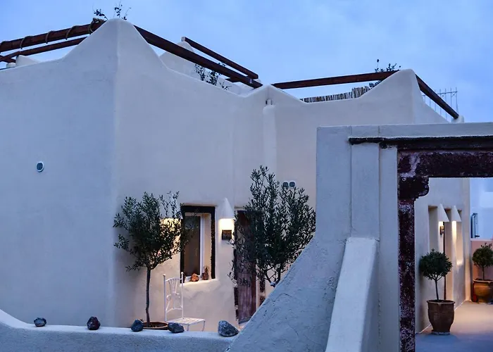 Grandma's Homes * Imerovigli (Santorini)