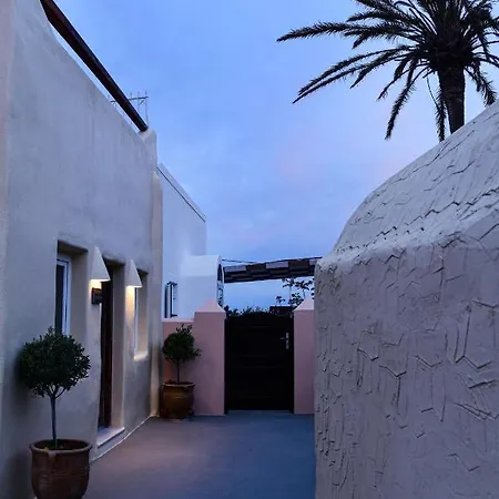 Grandma's Homes * Imerovigli (Santorini)