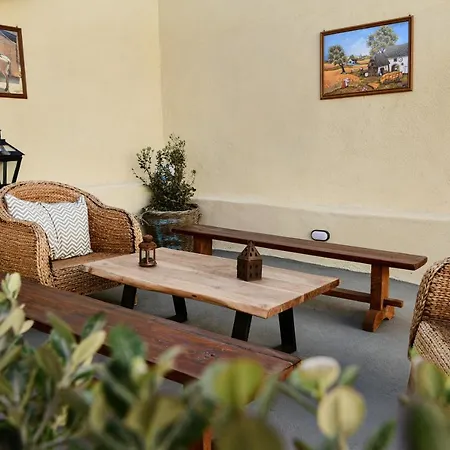 Daire Grandma's Homes